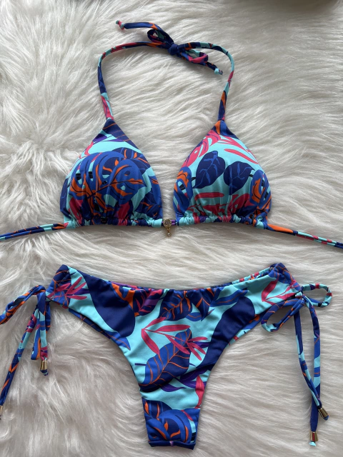 Biquíni com calcinha fio duplo estampa azul com folhas