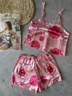 Imagen de Pijama importado - satén flor rosa