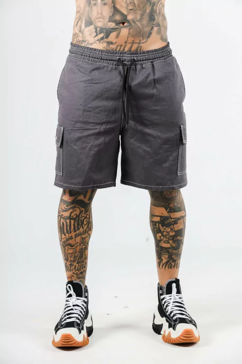 Bermuda Cargo Bolso Lateral- Cinza - comprar online