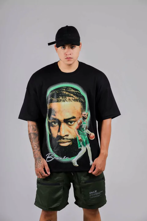 Camiseta Oversized Brown MVP - Preto