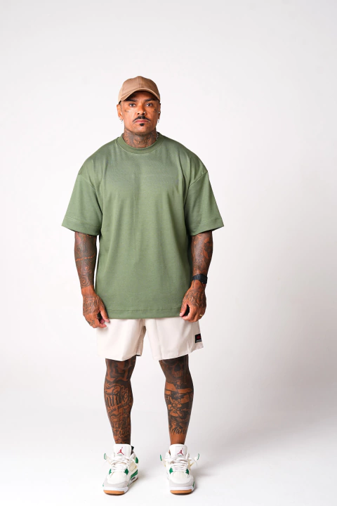 Camiseta Oversized Basic Recorte - Verde - comprar online