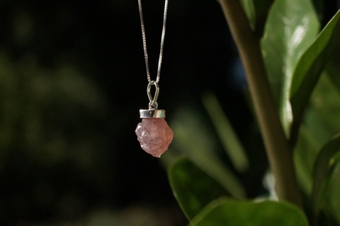 Pingente de Quartzo Rosa