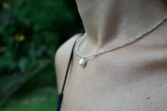 Colar de Zircônias com Pérola - Champanhe - comprar online