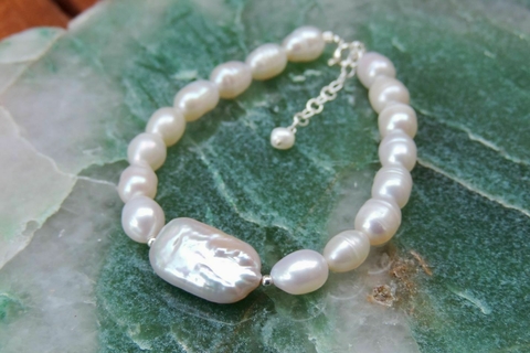 Pulseira de Pérolas Naturais - comprar online