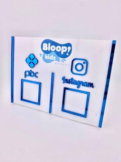 Placa Qr code acrilico (1QR / 2QR / 3QR / 4QR)
