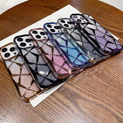 iPhone 15 Plus | Funda Rombos Metalizada Con Glitter - comprar online