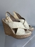 STUART WEITZMAN Sandália Anabela Bege