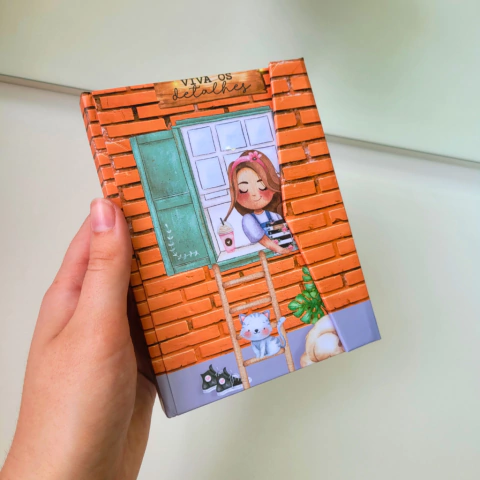 Caderneta A6 com fecho em imã personalizada