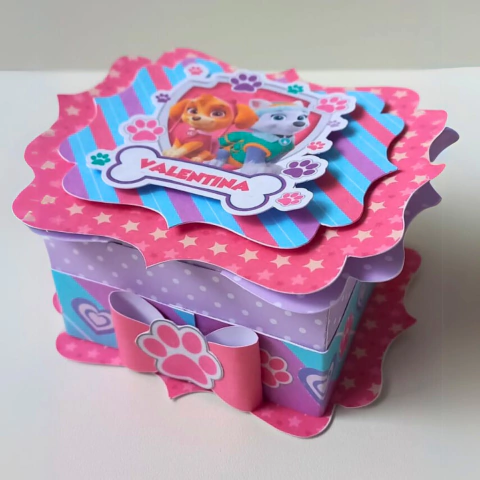 Lembrancinha para festas - caixinha suprema