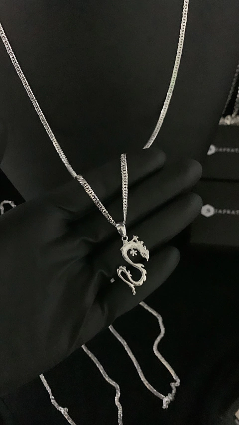 CORRENTE ELO DUPLO 3MM 70CM + PINGENTE DRAGÃO - PRATA LEGITIMA