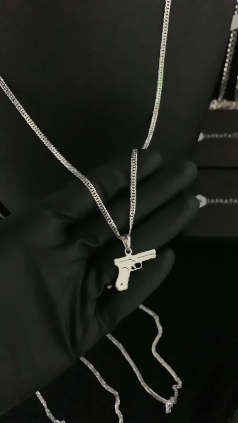 Corrente Elo Duplo 3mm 70cm + Pingente Pistola - Prata Legitima