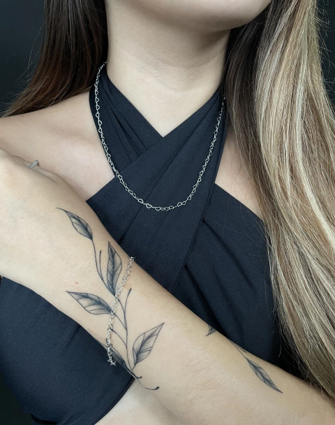 KIT CORAÇÕES VAZADOS - COLAR E PULSEIRA