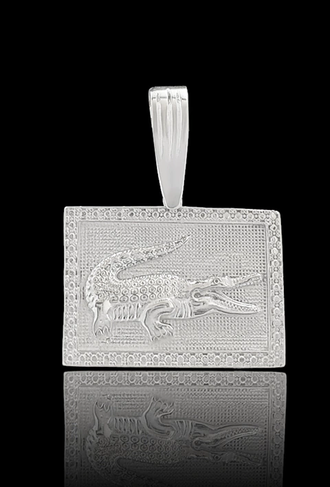 PINGENTE QUADRADO JACARÉ ALTO RELEVO - PRATA LEGITIMA