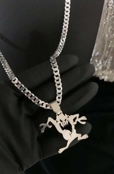 CORRENTE ESCAMADA 6MM 70CM + PINGENTE TAZ - PRATA LEGITIMA