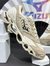 Tênis Mizuno Prophecy LS “Areia” - Modelo escuro