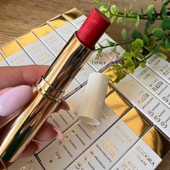 Batom Vermelho Ruby Glam Microplastia 3,3g Eudora na internet