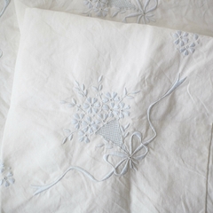 Lençol casal 100% linho | flores azul claro - comprar online