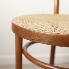 Cadeira modelo Thonet coração - Gabinete Curadoria