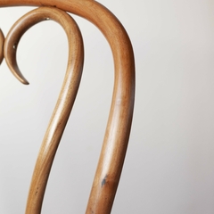 Imagem do Cadeira modelo Thonet coração