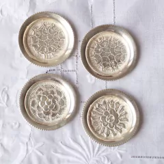 Conjunto c/ 4 mini pratinhos de prata - Gabinete Curadoria