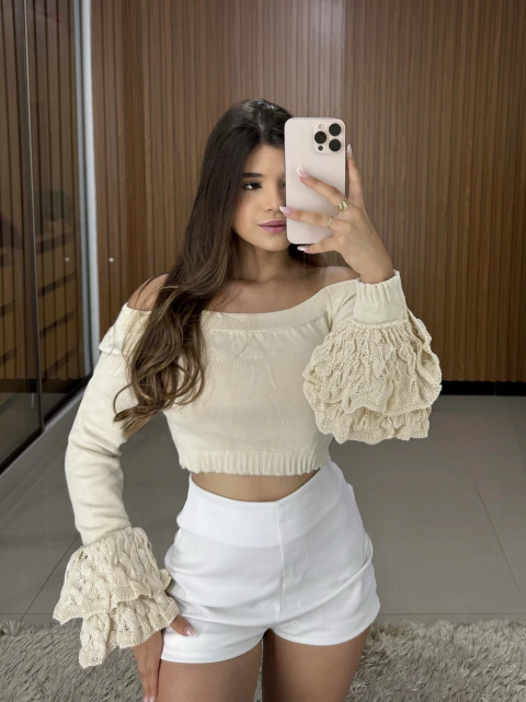 Cropped tomara que caia com Manga em Babados