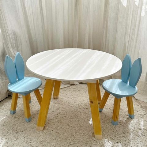 Mesa Redonda y Sillas Conejo - Colores varios