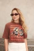 Cropped Dogs style com listras - marrom