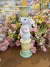 Castiçal Coelho com Ovo e Flor Amarela 26,7cm - PRÉ- VENDA - comprar online
