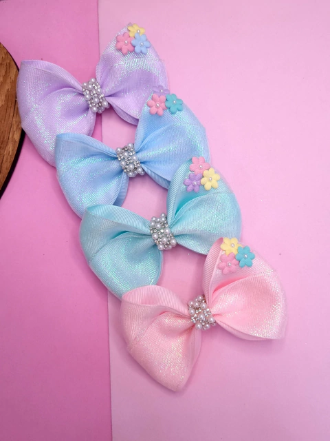 Laço Flor com manta de Pérolas