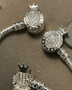 pulseira bracelete Pandora moments LEIA O ANÚNCIO na internet