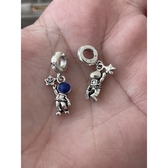berloque charm Pandora astronauta no espaço estrela - comprar online