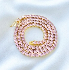 colar riviera rosa bebe 4 garras folheada a ouro 18k