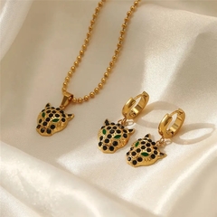 conjunto colar e brinco cravejado onça felino