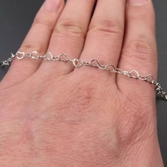 pulseira coração mini delicada na cor prata - comprar online