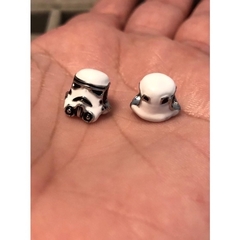 Imagem do berloque Pandora star wars capacete stormtrooper