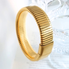 ￼bracelete luxo grande aço dourado ouro fechamento em trava - loja online