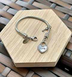 Pulseira de berloques coração cadeado semi joia - loja online