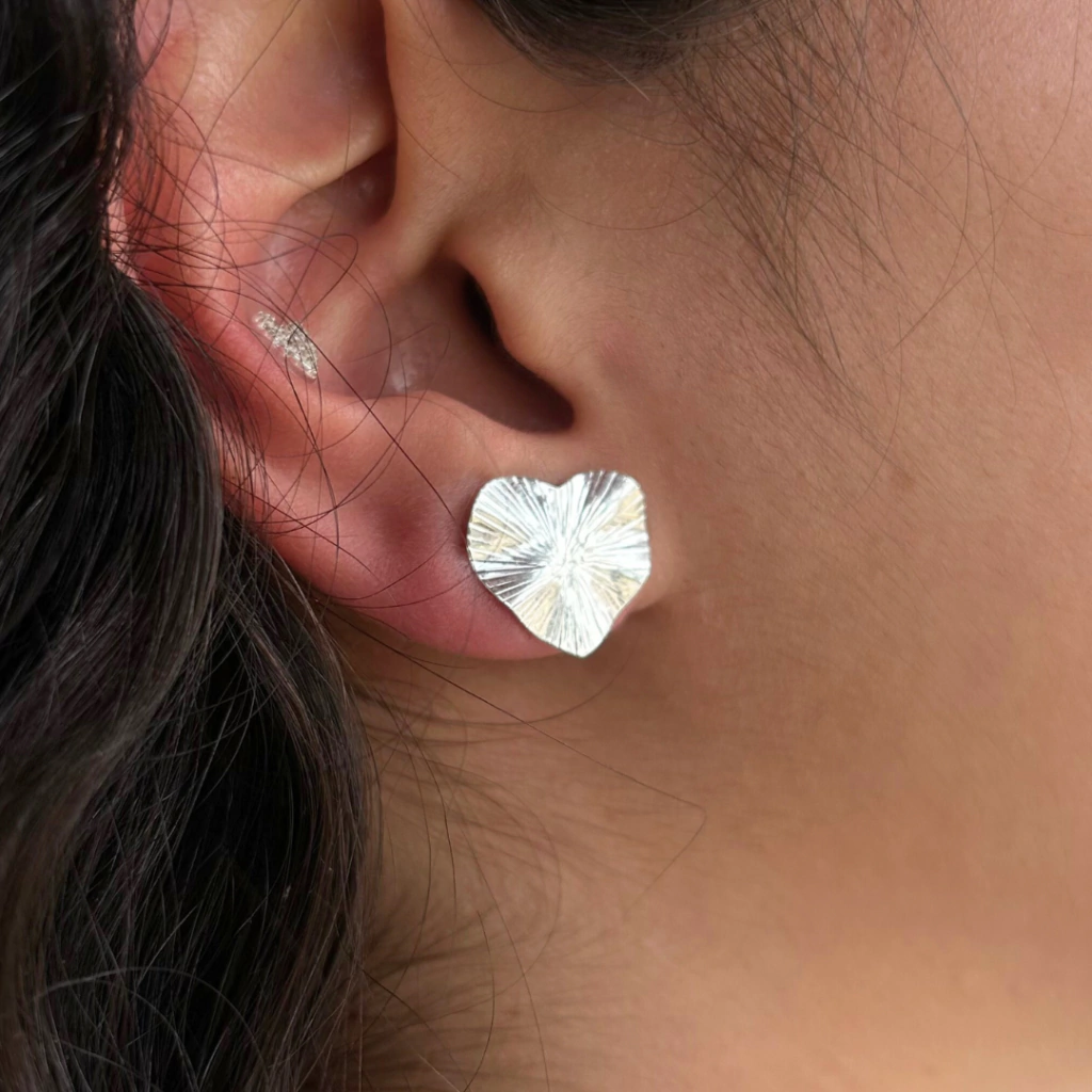 Brinco Coração Martelado - G