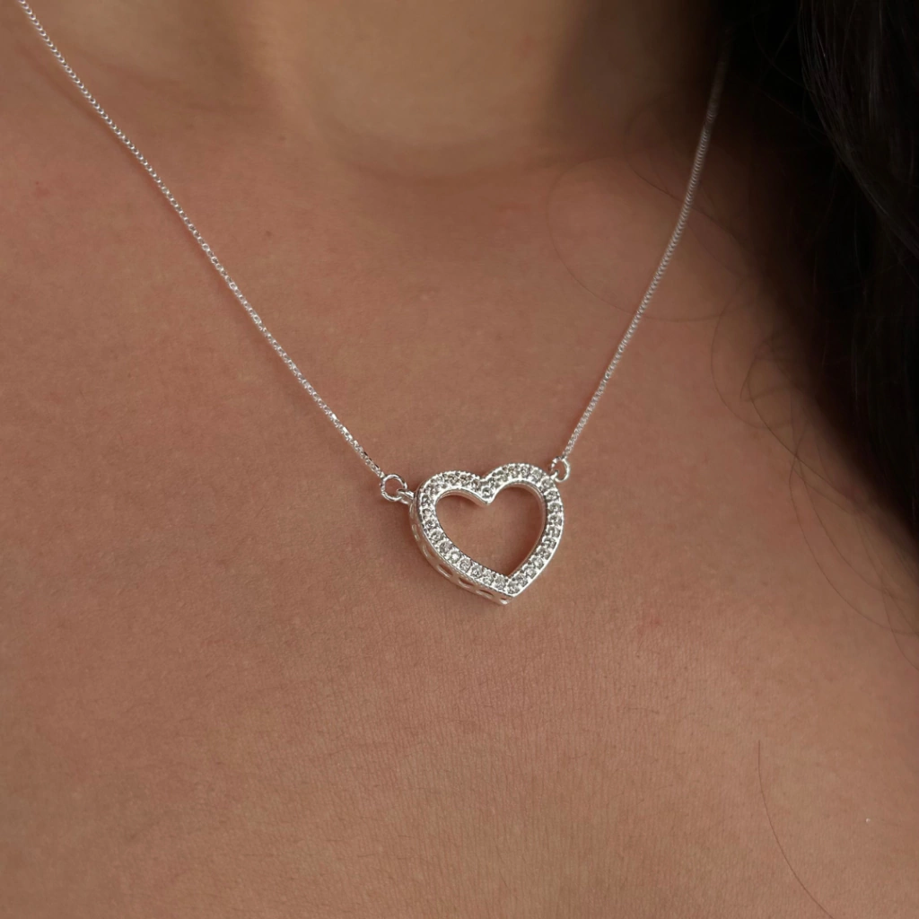 Colar Coração Cravejado