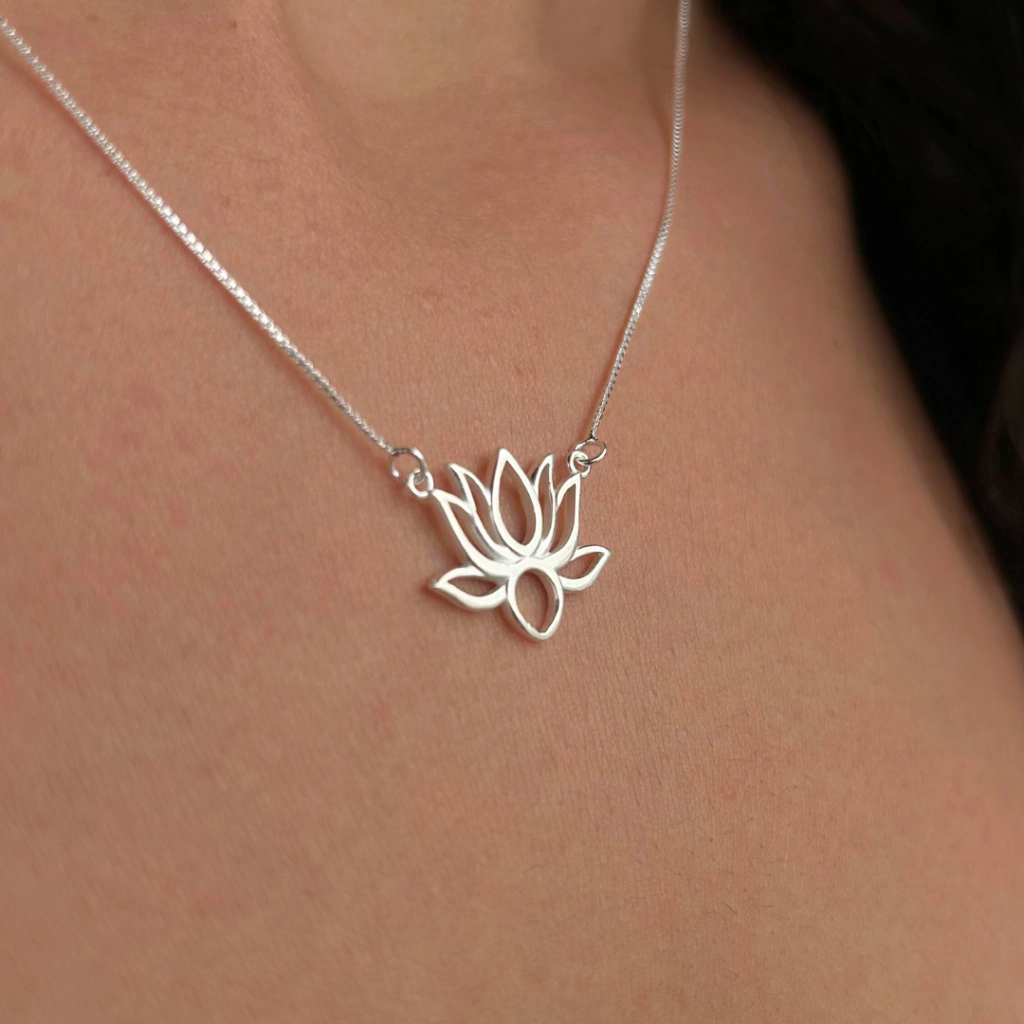 Colar Flor de Lótus