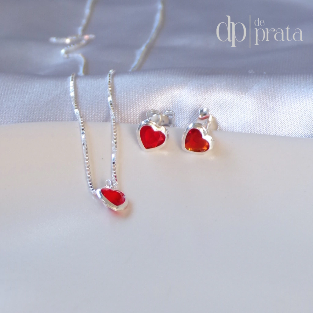 Conjunto Coração Vermelho