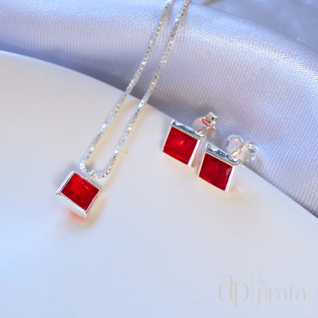 Conjunto Quadrado Vermelho