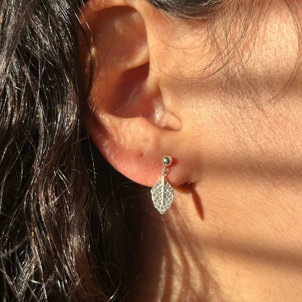 Brinco Costela de Adão Cravejado