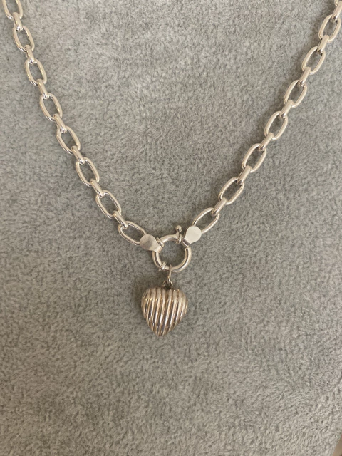 Cadena De Plata Eva con Corazon Rayado - Jime Cervello Alianzas y mas