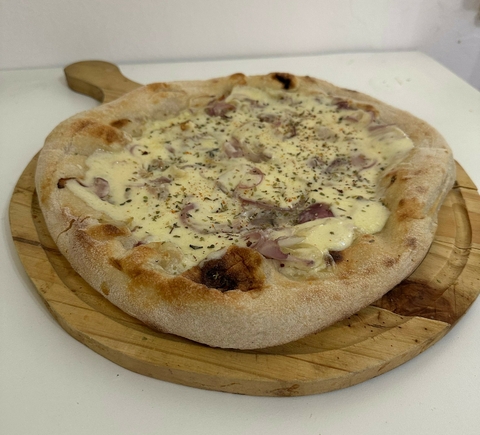PIZZA ESTILO NAPOLITANA DE CEBOLLA