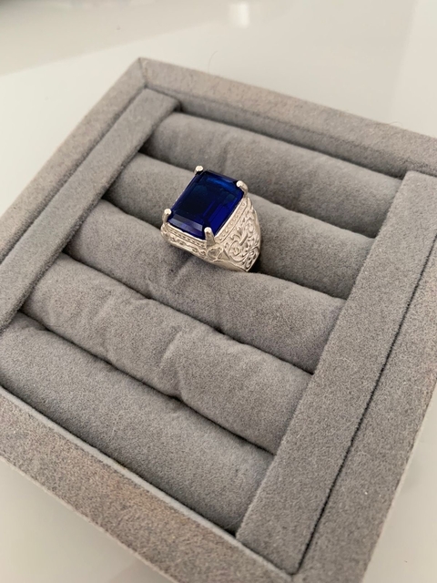 DEDEIRA DETALHADA PEDRA AZUL G