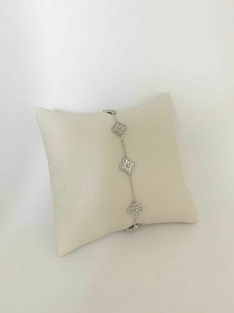 PULSEIRA TREVOS CRAVEJADA