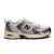 Tênis New balance 530 na internet