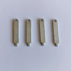 Ref.401 - Poste amurada plano - 17,4x3,4x1,3mm 4und