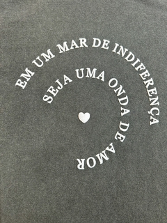 Imagem do T-Shirt Estonada seja uma onda de amor 100% algodão